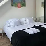 M70 Apartmanhaz