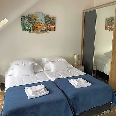 M70 Apartmanhaz 公寓式酒店