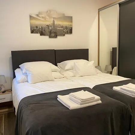 M70 Apartmanhaz 3*