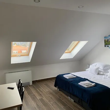 M70 Apartmanhaz Aparthotel *