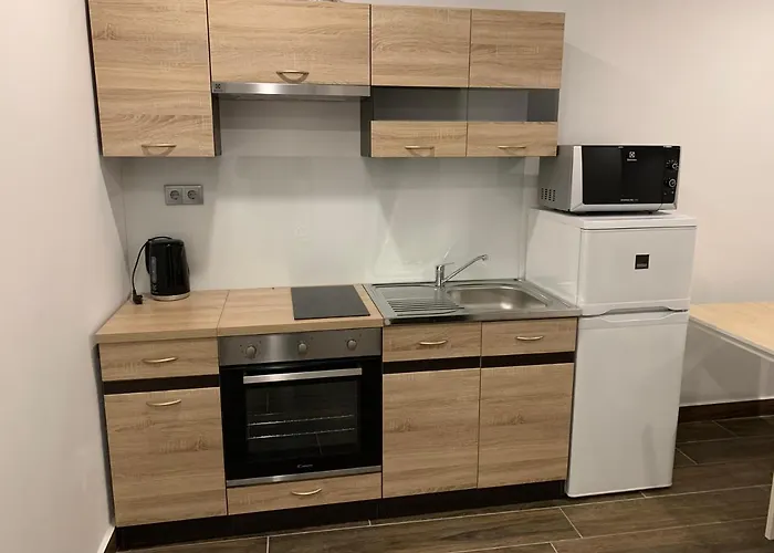 M70 Apartmanhaz 3* ميسكولك