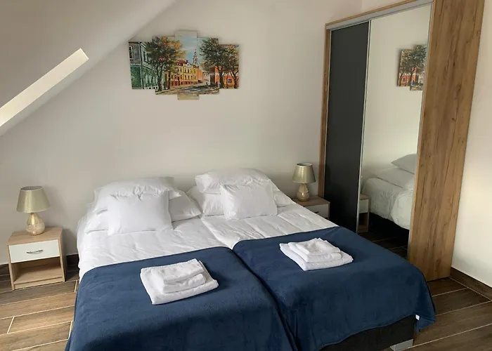 M70 Apartmanhaz 公寓式酒店